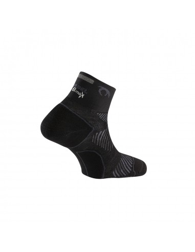 Distance Three (Black) - Calcetines running con BMax Cool - Lurbel