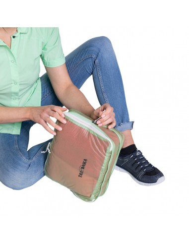Squeezy Compression L (Light Green)- Bolsa de almacenamiento ultraligera - Tatonka