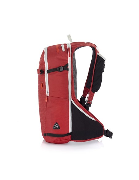 TOUR 25l (Red) - Mochila técnica y ligera para trekking - Arva
