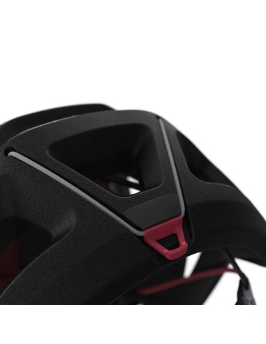 Blast Helmet (Black) - Casco ligero para escalada y alpinismo - Blue Ice